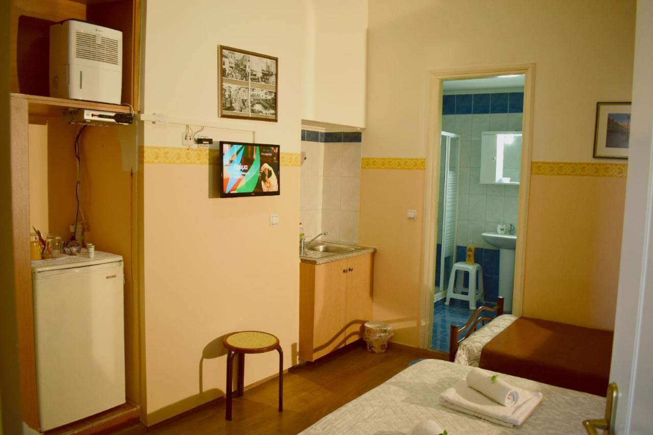 Stoa Rooms Apartment Chania (Crete)