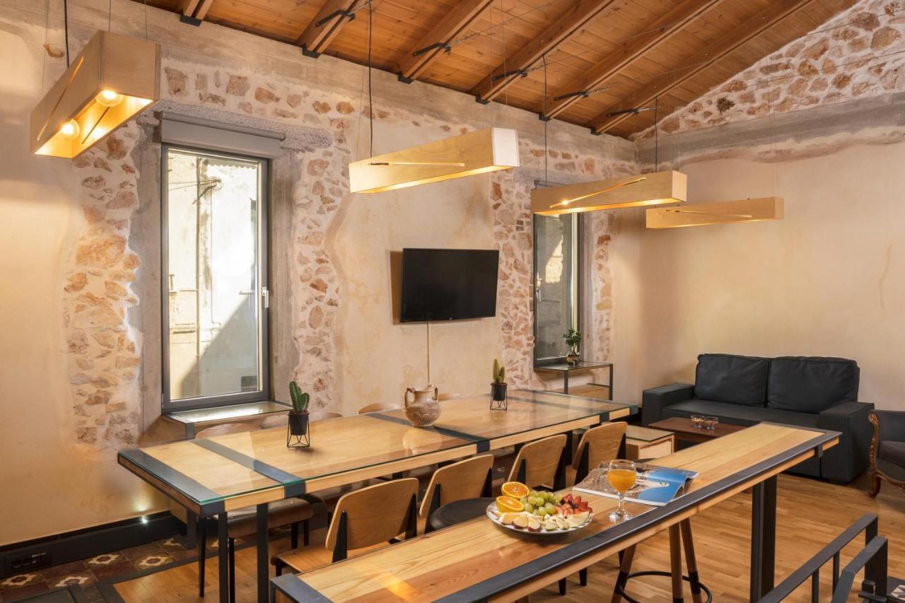 Evans House Apartment