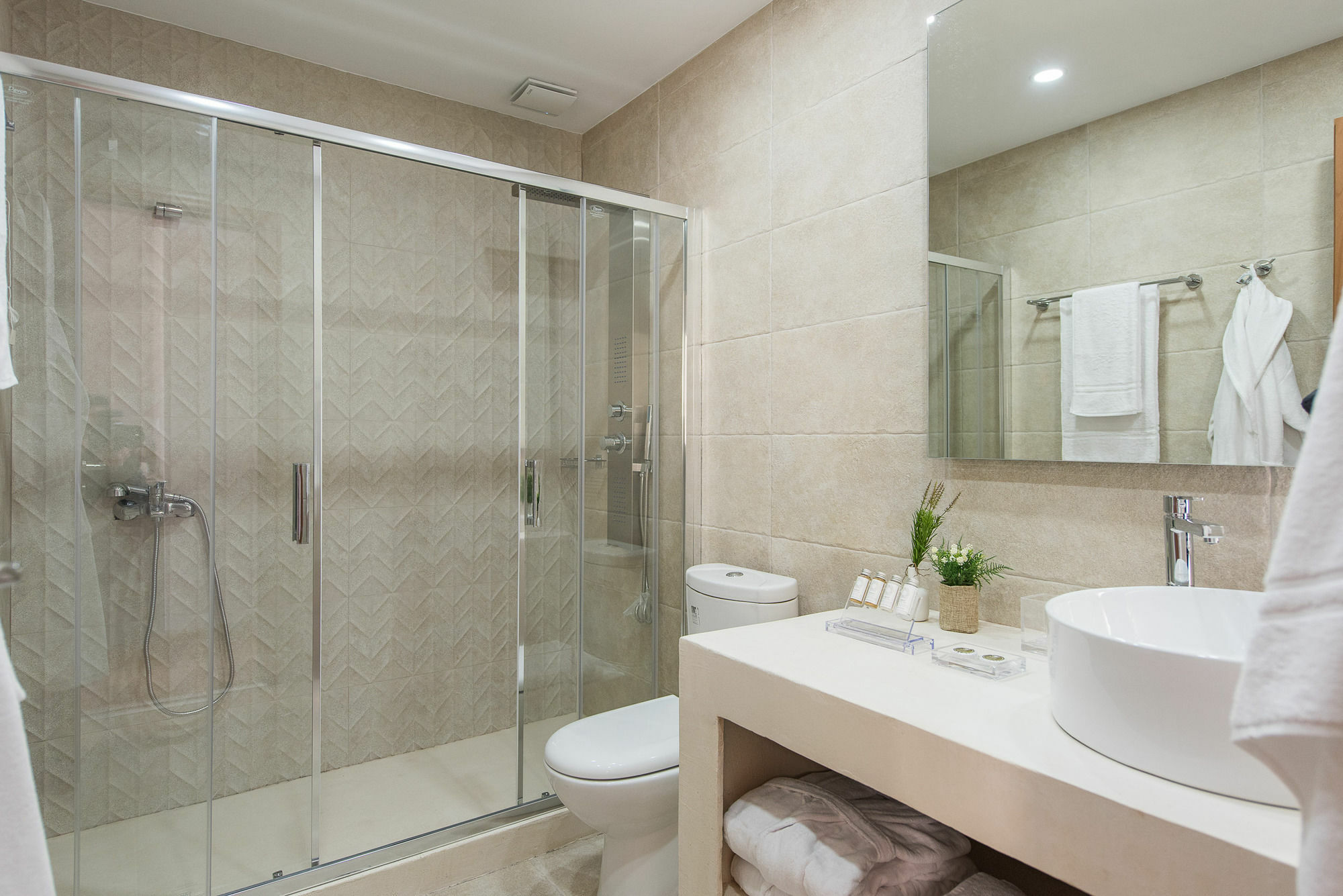 Bluebell Luxury Aparthotel 3*