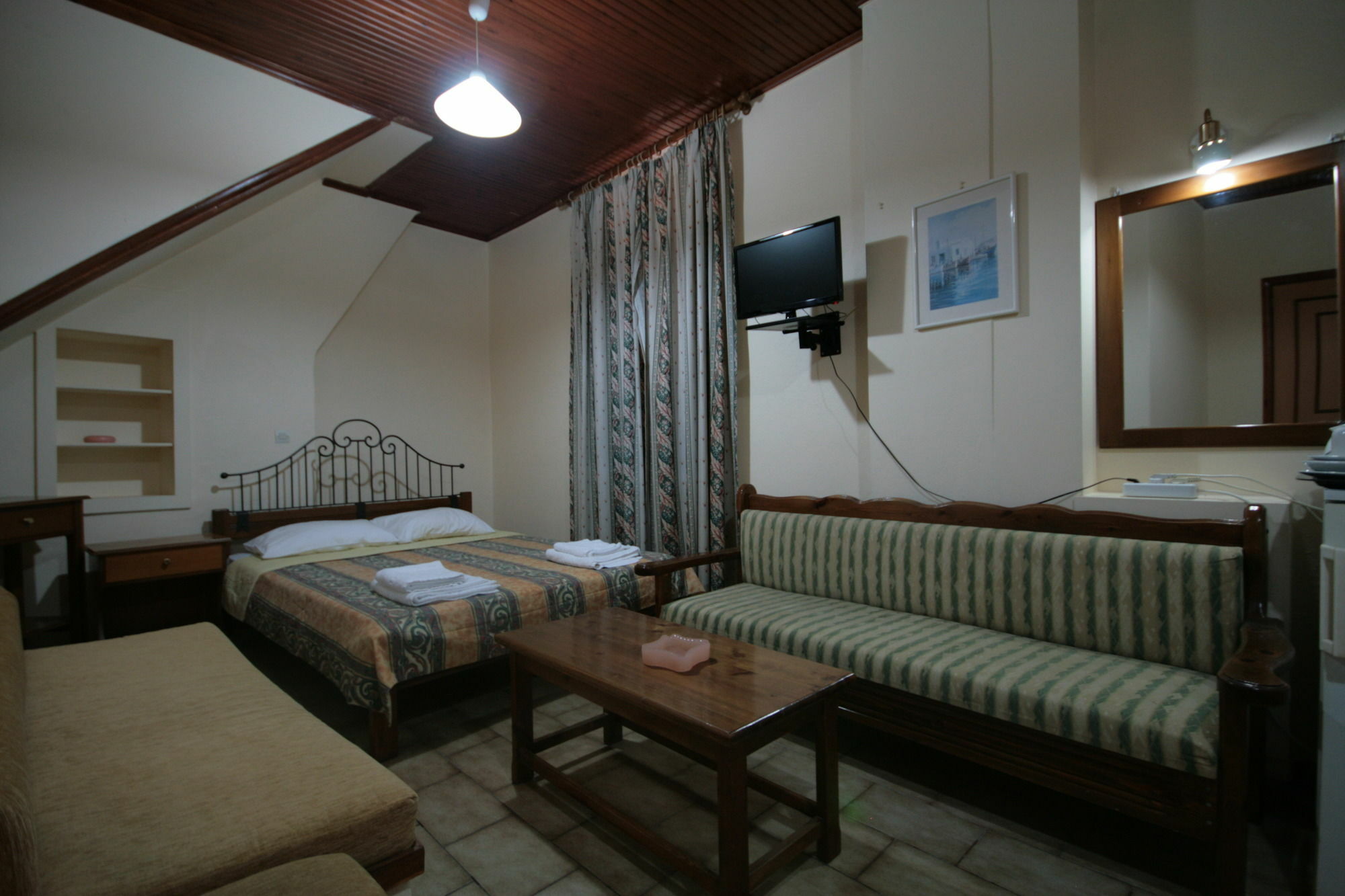Helena Hotel