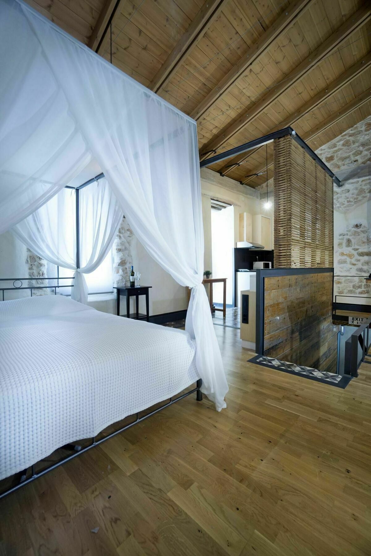 Evans House Apartment