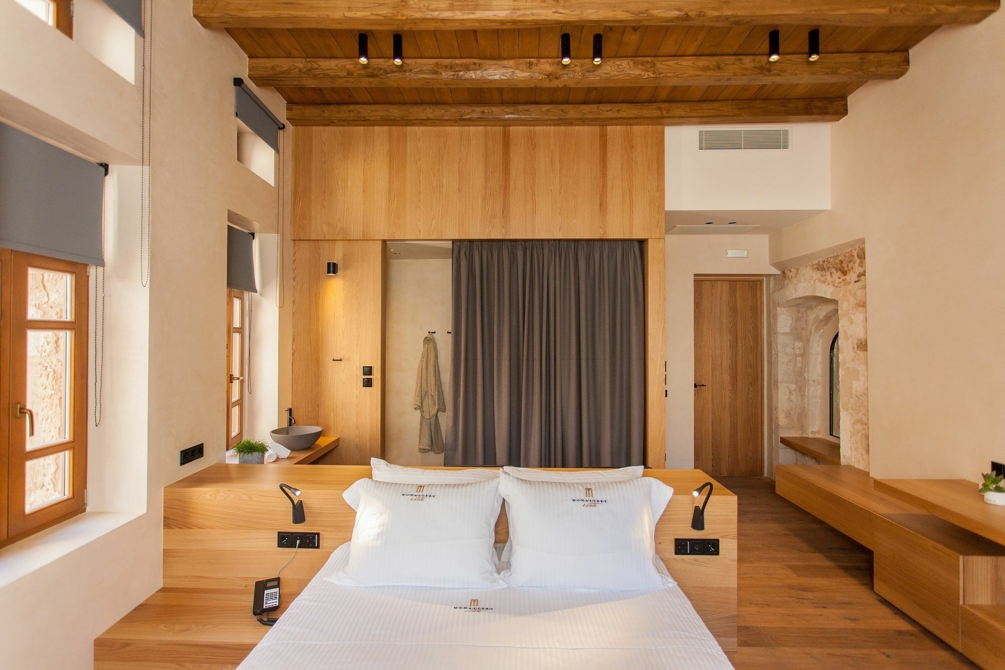 Monastery Estate Venetian Harbor 5*