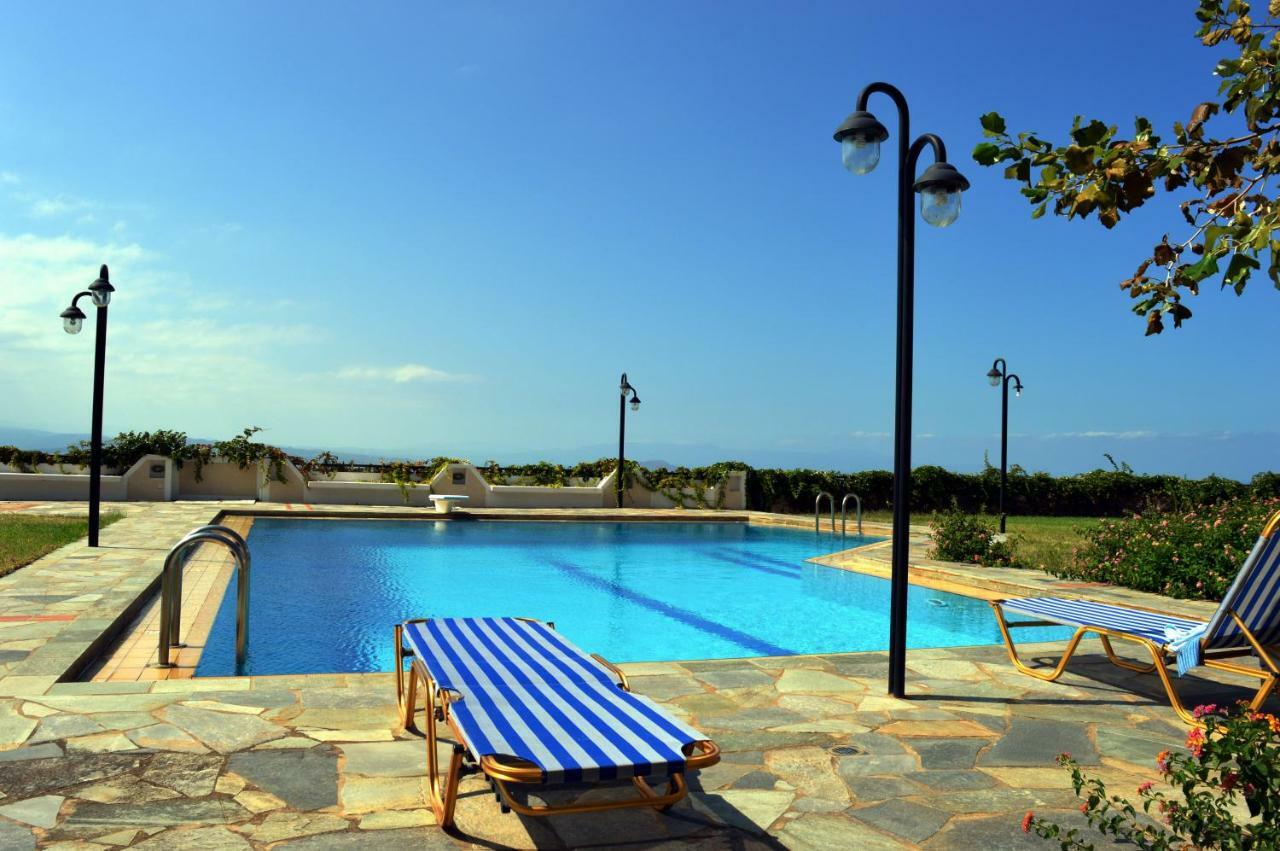 Mare Monte-ch, Amazing View-shared Pool Apartment Chania (Crete)