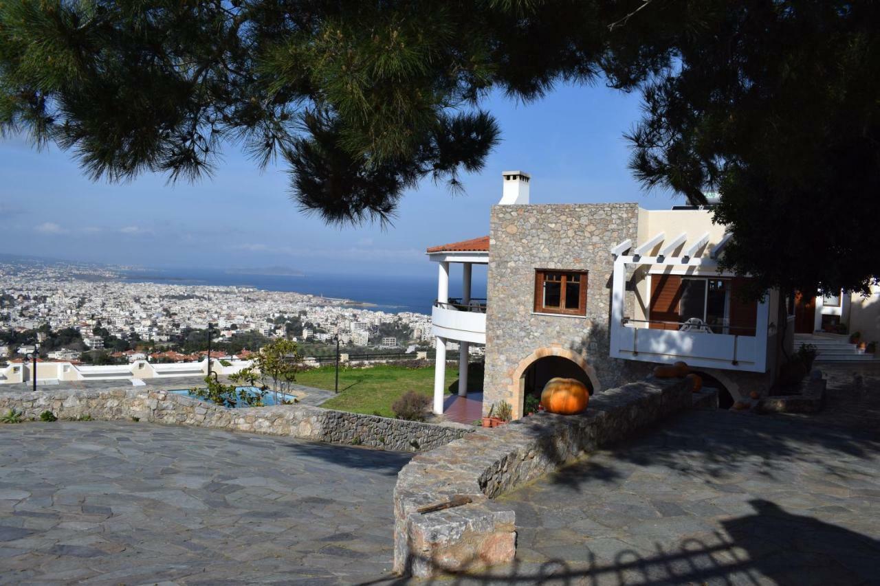 Mare Monte-ch, Amazing View-shared Pool Apartment Chania (Crete)