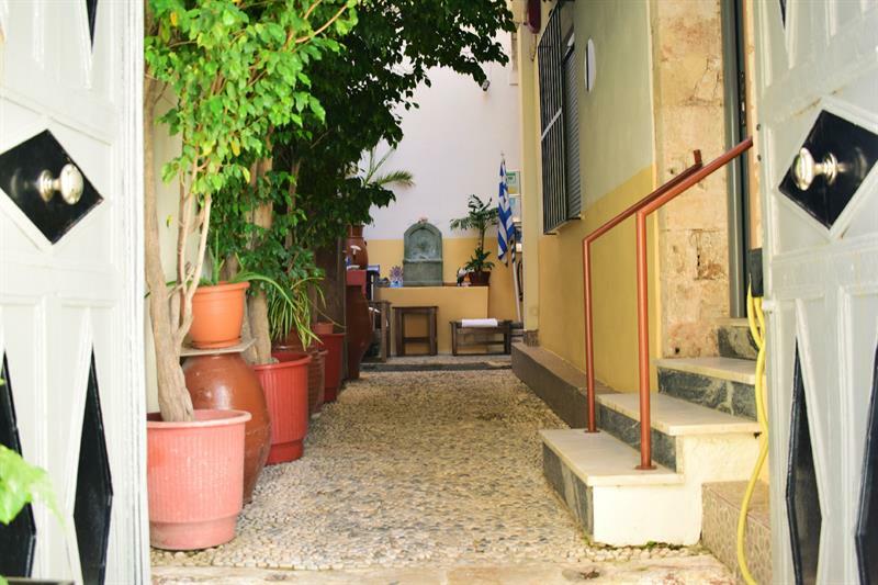 Stoa Rooms * Chania (Crete)