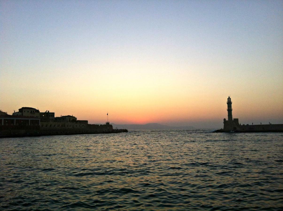 Cozy One-bedroom In Halepa, Chania