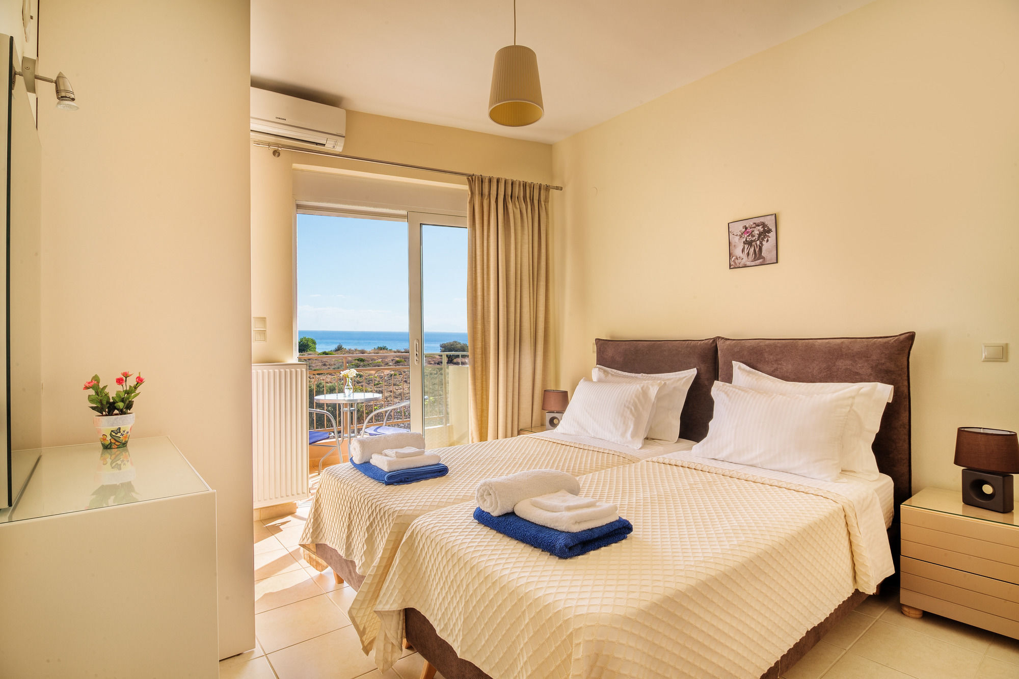 Creta Apartment *
