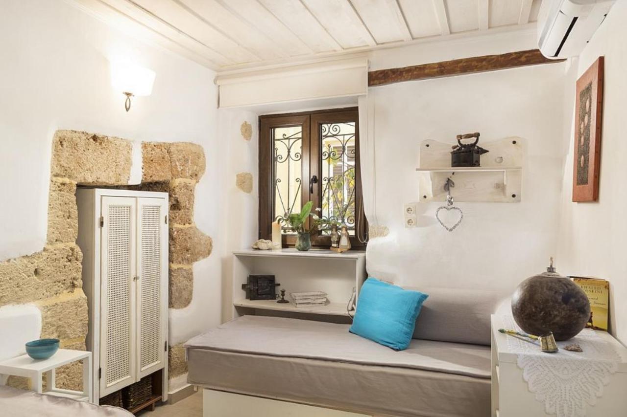 House Erofili *