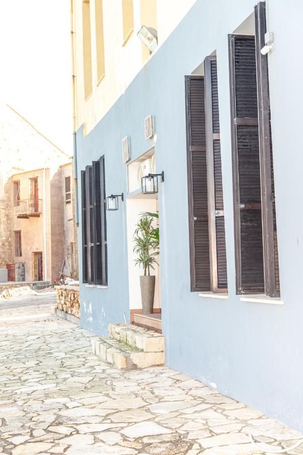 Endless Blue Aparthotel 3*
